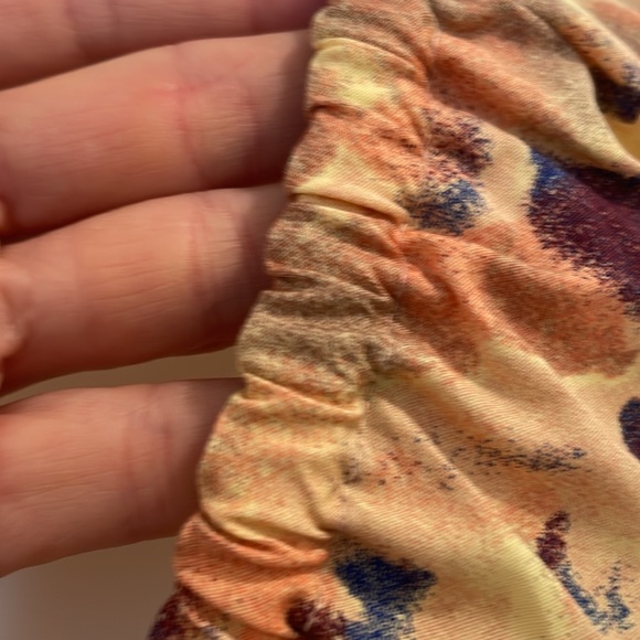 OPEN EDIT YELLOW MELLOW GINKO FLORAL MUTED WRAP CROP TOP BLOUSE SIDE TIE SZ XS - Picture 4 of 13